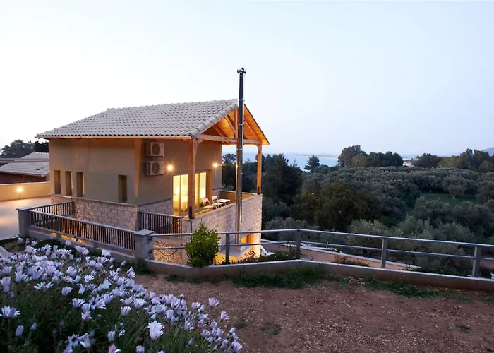 Arenaria L. Complex Villa *
