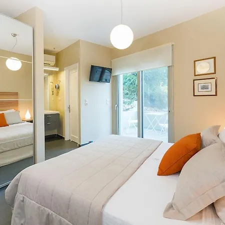 Arenaria L. Complex Villa *