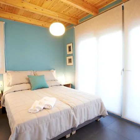 Arenaria L. Complex Villa *