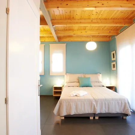 Arenaria L. Complex Villa Agios Ioannis (Lefkada)