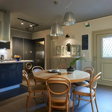 Villa Arenaria L. Complex